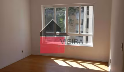 Apartamento com 3 Quartos e 3 banheiros para Alugar, 157 m² por R$ 6.000,00/Mês Excelente Localizaç