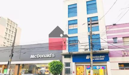 Apartamento à venda, Vila Mariana, com 2 dormitórios, 1 banheiro, entre o metro Ana Rosa e Vila Mar