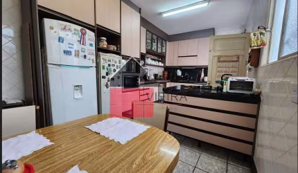 Sobrado à venda, Vila Mariana, a 5 quarteirões do metro Ana Rosa São Paulo, SP