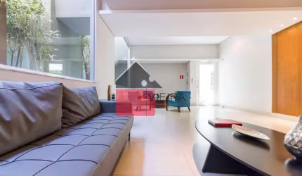Apartamento de frente ao clube Pinheiros, perto do clube Hebraica e do shopping Iguatemi, à venda,