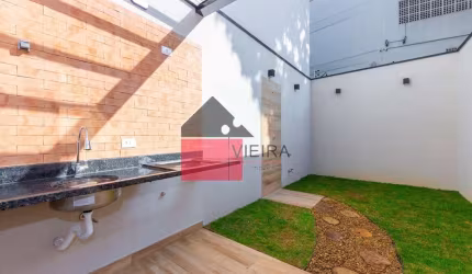 Sobrado à venda, Saude,  3 dormitorios, sendo 3 suites, sala dois ambientes, dua vagas de garagem,