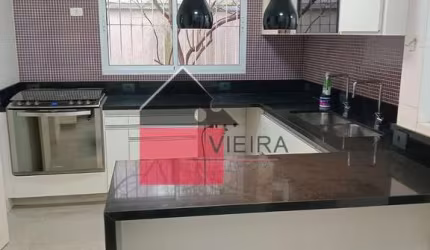 Sobrado à venda, 3 dormitórios, 2 vagas, reformado, Mirandópolis, São Paulo, SP