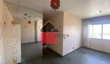 Apartamento à venda, Campo Belo, Otima localização, 2 dormitorios, sala dois ambientes, 1 vagaSão P
