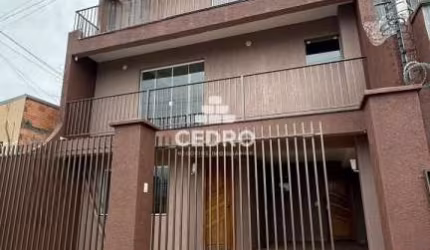 Sobrado triplex residencial e comercial em Uvaranas