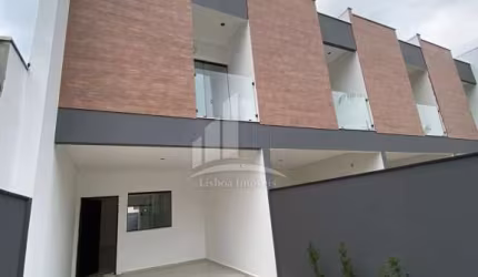 Geminado novo de 113 m2 a venda no bairro Iririu !!