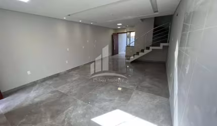 Geminado Alto Padrão com 05m de abertura no bairro Floresta !!