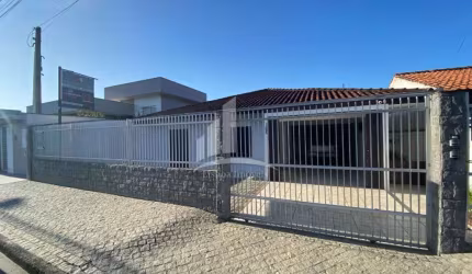 Casa Comercial e Residencial Averbada a venda no bairro Jardim Iririú !!