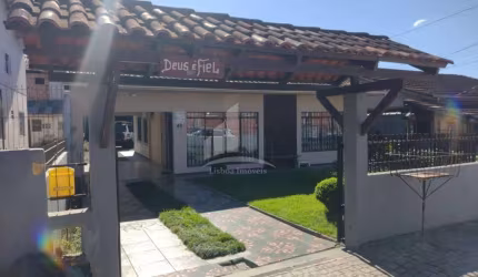 Casa AVERBADA no Guanabara