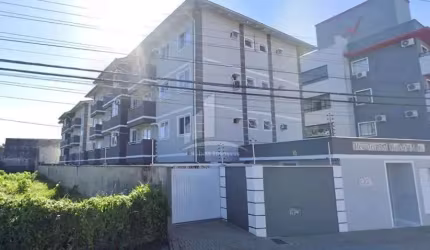 Apartamento semimobiliado no Santo Antônio!