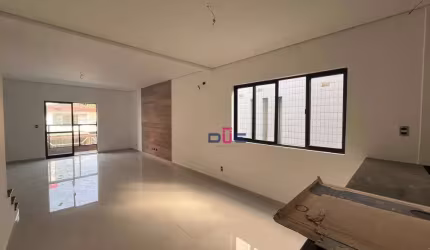 Sobreposta alta duplex com piscina, 3 suites e 2 vagas. Alto padrão no Boqueirão em Santos.