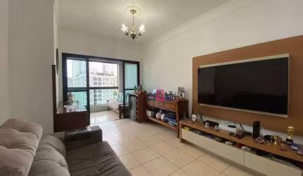 Apartamento com 2 dormitórios sendo 1 suíte, vaga demarcada, andar alto de frente. À venda, 107 m² por R$ 750.000 - Campo Grande - Santos/SP