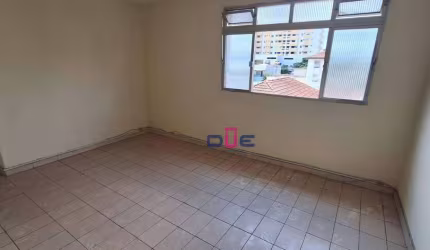 Apartamento de frente com 2 dormitórios em predinho sem elevador  à venda, 60 m² por R$ 276.000 - Boqueirão - Santos/SP