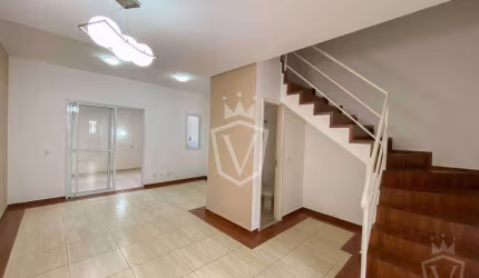 Casa ávenda e para locação com 3 quartos - Itupeva/SP