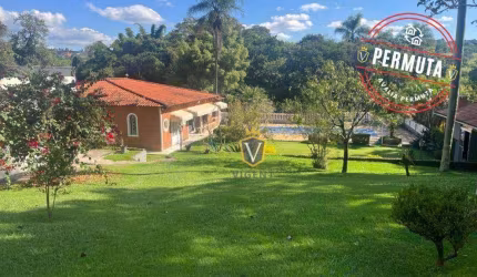 Chácara com 2 casas térreas à venda Chácara São Francisco - Currupira - Jundiaí/SP