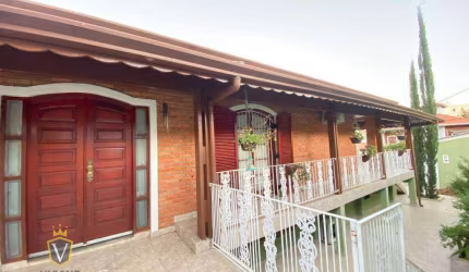 Casa com 4 dormitórios à venda, 340 m² por R$ 1.200.000,00 - Eloy Chaves - Jundiaí/SP