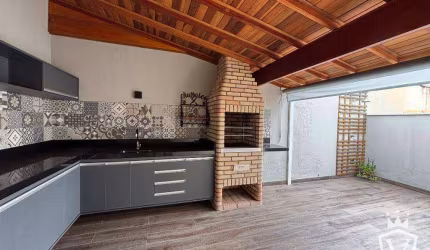 Casa com 3 dormitórios para alugar, 123 m² por R$ 6.242,00/mês - Jardim Colônia - Jundiaí/SP