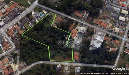 * ATENÇÃO CONSTRUTORAS E INCORPORADORAS Magnífico terreno no centro da cidade com 10.727,26m2. Ideal para um Condomínio Clube Na região mais valorizad