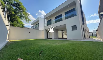 Casa à venda com 4 dormitórios - Condomínio Parque das Camélias - Medeiros -Jundiaí/SP