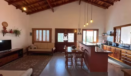 Casa a venda com 2 dormitórios sendo 1 suíte - Jardim Alice, Medeiros Jundiaí