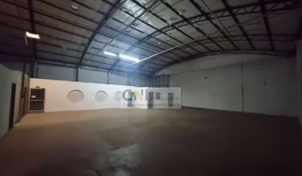 BARRACÃO RUA TIETÊ PARA LOCAÇÃO.