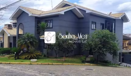 Venda de casa de esquina com 5 suítes, Jardim Coleginho - Jacareí