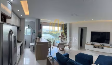 Maravilhoso apartamento clube, todo planejado, vista permanente, sol da manhã,