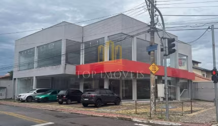 Ponto comercial com 671m2 de área construída na Av. barbacena