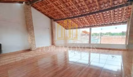 Linda Casa localizada no Cidade Morumbi 3 Dormitórios  150m²