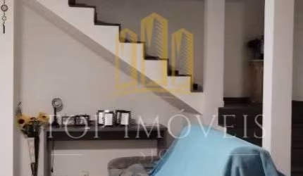 Sobrado Aconchegante no Loteamento Residencial Vista Linda | Conforto e Lazer para a Família