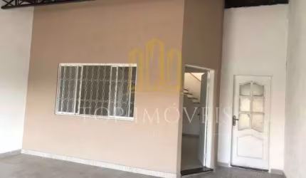 Linda Casa Localizada no Bosque dos Ipes com 3 dormitorios e 1 suite
