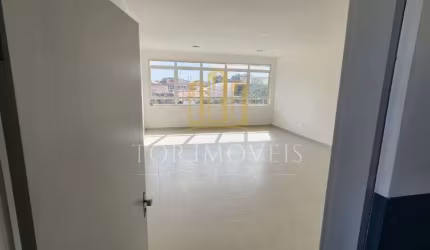 Oportunidade Imperdível! 2 Salas Comerciais, 120m² na Av. Cidade Jardim por Apenas R$ 4.000,00/mês!