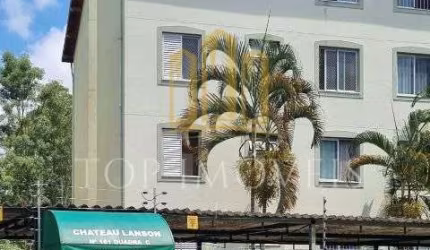 Oportunidade! Saia do aluguel um aconchegante apartamento  de 2 dormitórios todo reformado e com armários planejado!