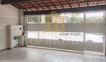 Casa Ampla com 4 Dormitorios (2 Suites), Churrasqueira e Otima Localizacao – Proxima ao Shopping Oriente!