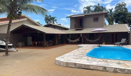Casa Condomínio Lago e Sol. Com 3 Dormitórios.