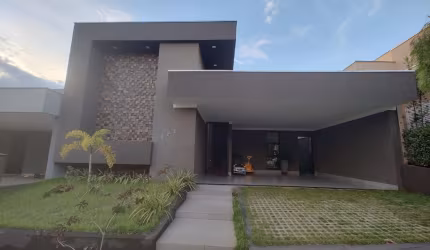 Casa Village Damha 3. Com 3 Suítes.