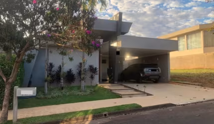 Casa Condomínio Jardim Botânico.