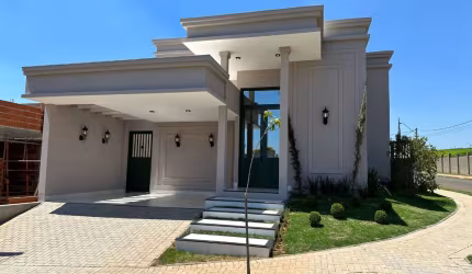 Casa Condomínio Maria Julia.
