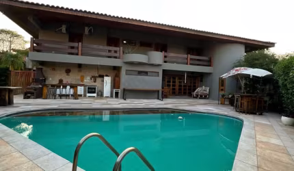 Casa Condomínio Jardim Do Cedro.