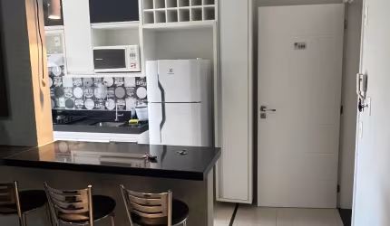 Apartamento Ouro Verde.