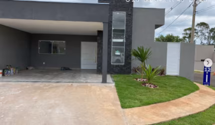 Casa Condomínio Bela Vita.