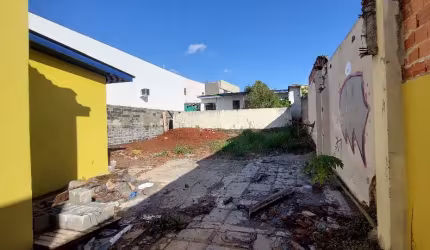 OTIMO TERRENO 417M² COM LOJA 100M² COMERCIAL