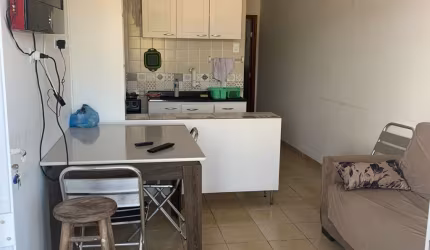 Apartamento com ótima localização no centro de Matinhos