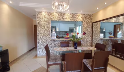 Apartamento - Padrão, para Venda em Ubatuba/SP