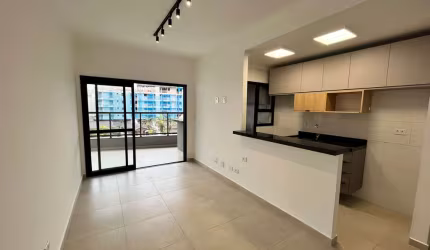 Apartamento - Padrão, para Venda em Ubatuba/SP