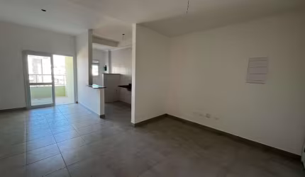 Apartamento - Padrão, para Venda em Ubatuba/SP