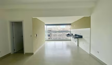 Apartamento - Padrão, para Venda em Ubatuba/SP