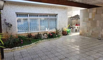 Ótima casa térrea para venda no Parque Novo Mundo