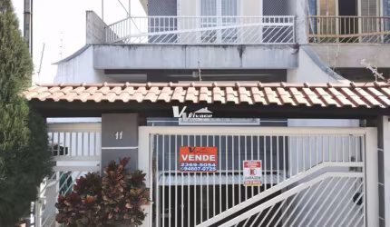 Sobrado com 4 dormitórios na Vila Maria