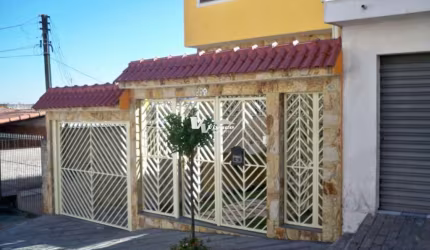 Lindo sobrado à venda na Parada Inglesa