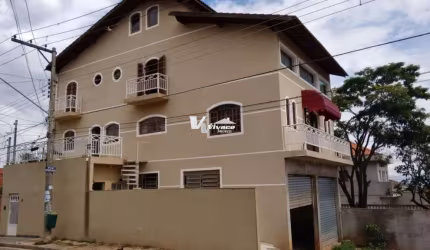 SOBRADO À VENDA NA VILA LEONOR
